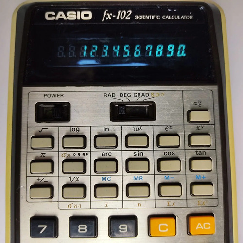Calculadora Casio FX-102 Científica, Funcionando, Números Iluminados - foto 2
