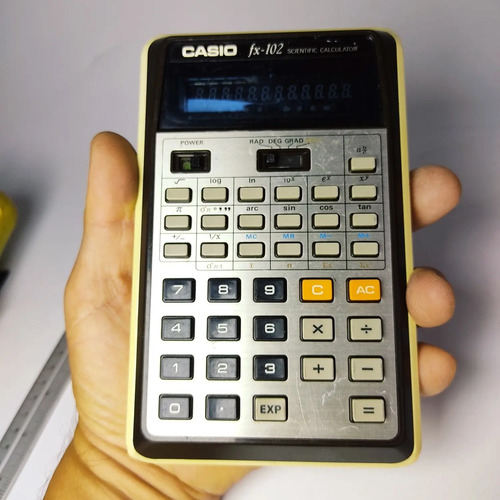 Calculadora Casio FX-102 Científica, Funcionando, Números Iluminados - foto 8