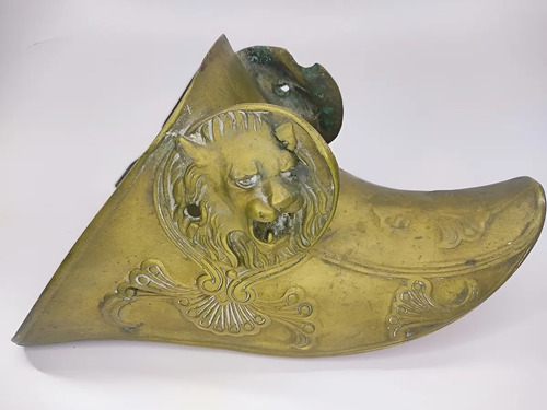 Estribo Español Con Leones, En Bronce Original, Regular Estado