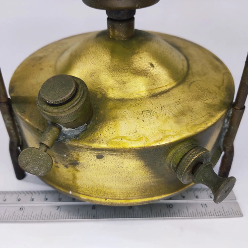 Estufa Antigua A Gasolina, En Bronce, Marca BAT, No Funciona - foto 2