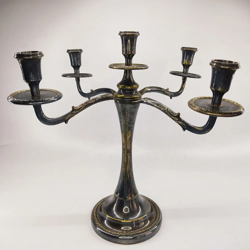 Candelabro Antiguo Para Cinco Velas, En Bronce Y Baño En Plata