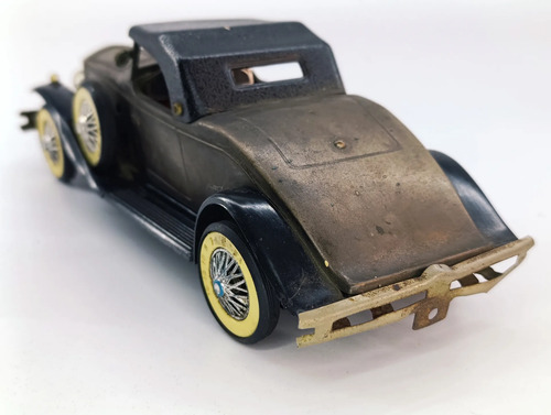 Radio Transistor Antigua, Años 70, Forma De Carro Clásico, No Funciona - foto 7