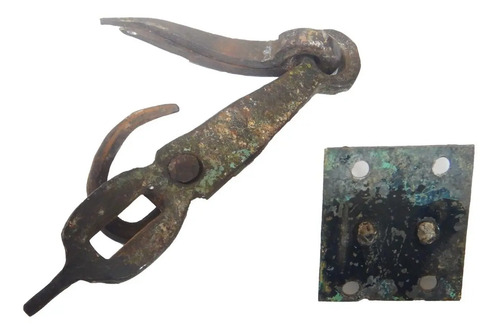 Cerrojo Antiguo Para Baúl O Mueble, En Hierro Forjado