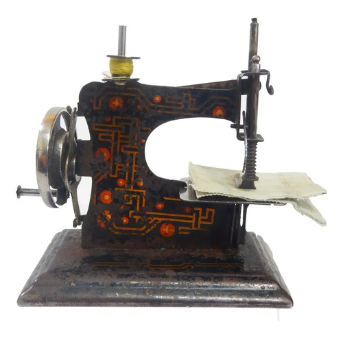 Máquina De Coser De Juguete, Elaborada En Metal, Hecha En Alemania - foto 2