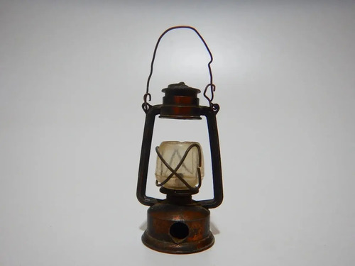 Sacapuntas Antiguo De Colección, Figura De Lámpara De Petróleo - foto 4