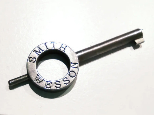 Llave Antigua Smith & Wesson, Para Estuche De Arma
