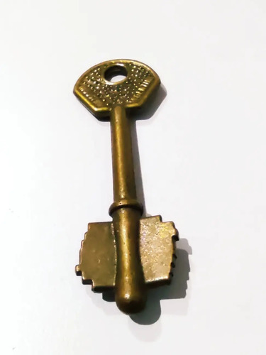 Llave Antigua En Bronce, Original - foto 3
