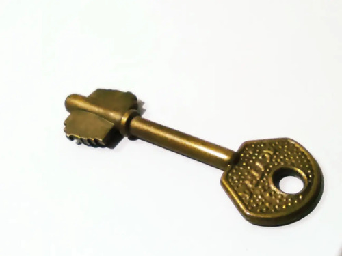 Llave Antigua En Bronce, Original - foto 5