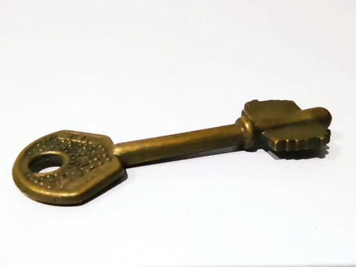 Llave Antigua En Bronce, Original - foto 7