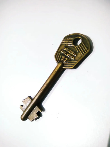 Llave Antigua En Bronce Macizo, Original, Doble Pestaña - foto 3