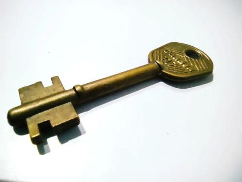 Llave Antigua En Bronce Macizo, Original - foto 4