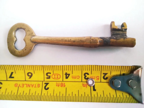 Llave Antigua En Bronce Macizo, Original - foto 3