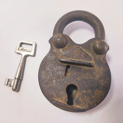 Candado Antiguo Original En Hierro, Con Llave Antigua, Funciona