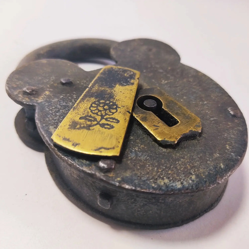 Candado Antiguo Original En Hierro Y Bronce, Sin Llave, Mickey - foto 3