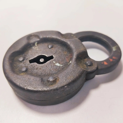 Candado Antiguo Original En Hierro, Redondo, 7,5 cm, Sin Llave - foto 2
