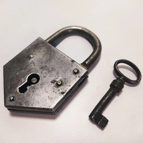 Candado Antiguo Original En Hierro, Con Llave, Funciona, Hungría