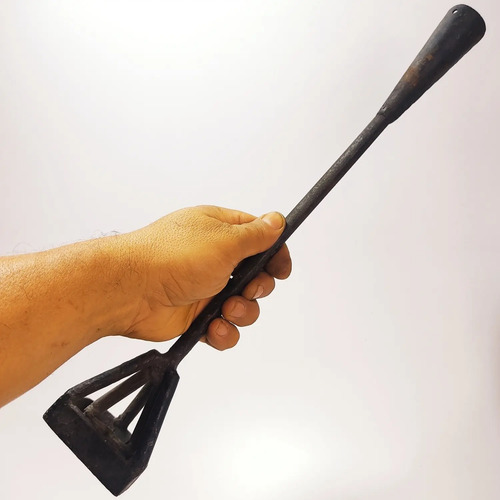 Marca De Ganado Antigua, En Forja, Candelabro