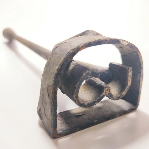 Marca De Ganado Antigua, En Forja, Candelabro - foto 3