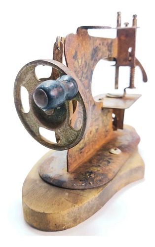 Máquina De Coser Antigua De Juguete, Alemana, En Hojalata - foto 7