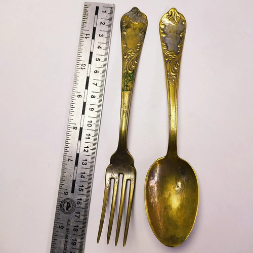 Cubiertos Antiguos En Bronce, Cuchara Y Tenedor - foto 4