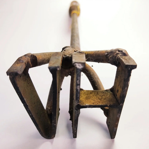 Marca Ganado Antigua, Hierro Forjado, V H O H A. Candelabro - foto 4