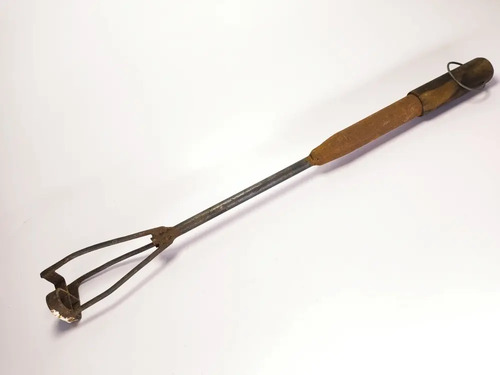 Marca De Ganado Antigua, En Hierro Forjado Y Madera, Figura A P - foto 10