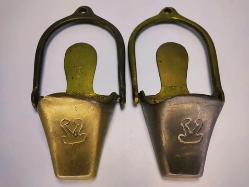 Estribos Antiguos Para Niña, En Bronce Macizo, Originales - foto 2