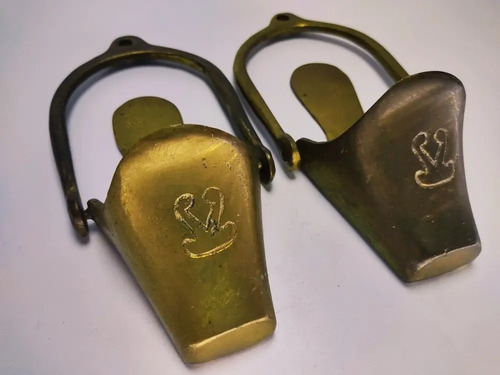 Estribos Antiguos Para Niña, En Bronce Macizo, Originales - foto 3