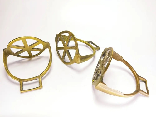 Estribo Redondo Antiguo, En Bronce Macizo, Precio Por Unidad - foto 4