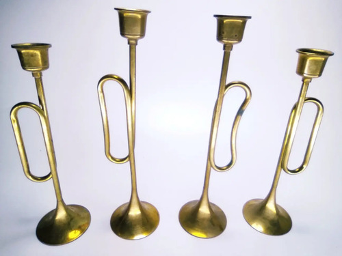 Candelabros En Bronce, Juego De Cornetas. Precio X Las 4un. - foto 8