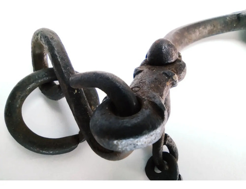 Freno Para Caballo Antiguo, En Hierro Forjado, Grabado En Bajorrelieve - foto 4