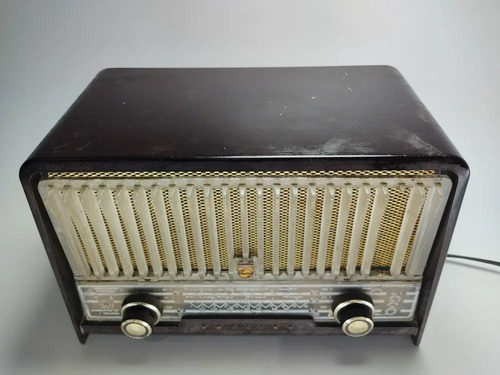Radio Philips Antiguo De Tubos, Funciona - foto 2