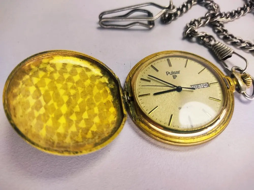 Reloj De Bolsillo Retro. Pulsar Japón. Reparar El Calendario