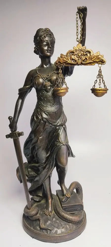 Escultura Dama De La Justicia, En Marfilina, 41 cm - foto 3